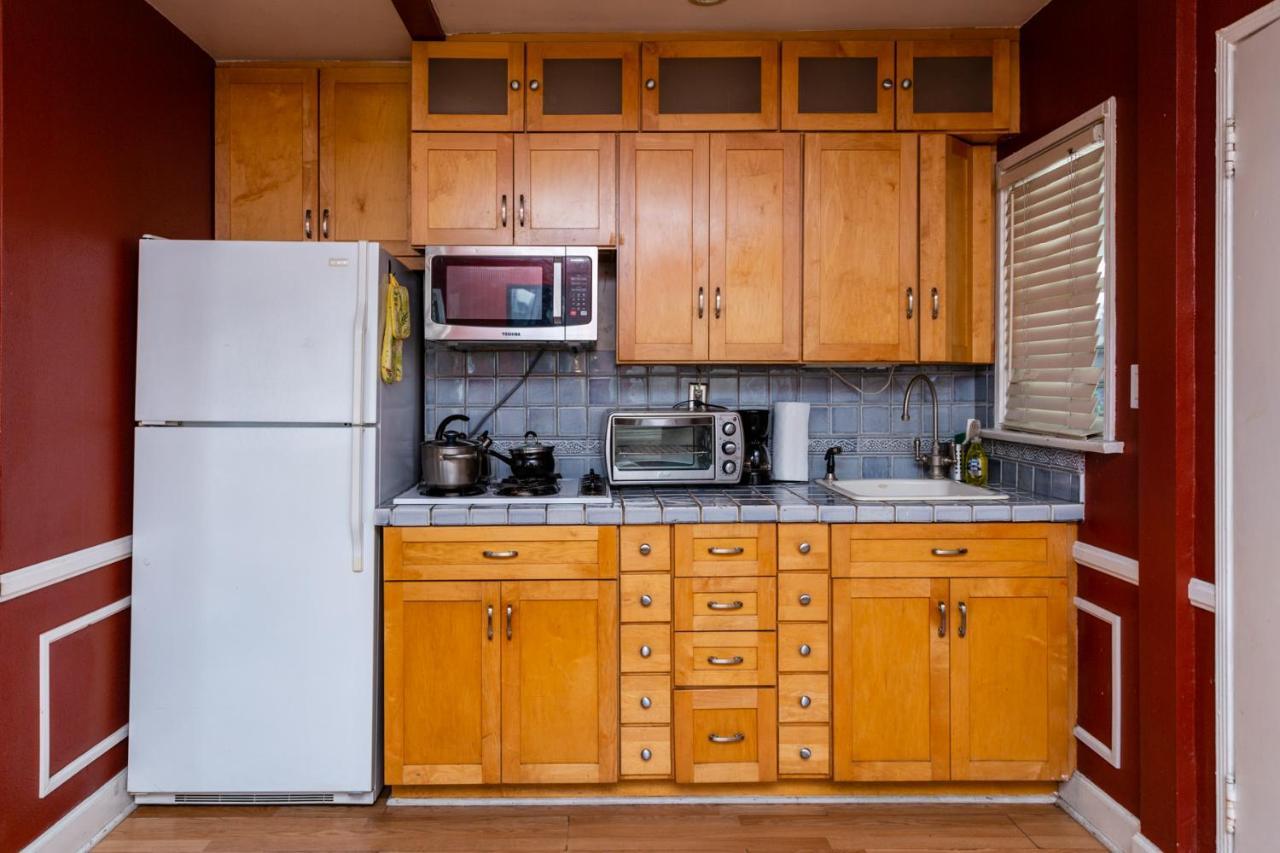 Hollywood Hills Suites Los Angeles Eksteriør bilde